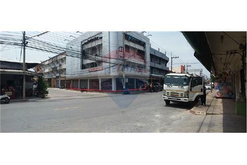 Isan House for sale